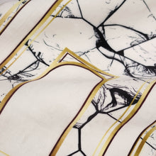 Load image into Gallery viewer, Carrara · Luxury padded prayer mat
