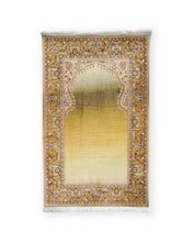 Load image into Gallery viewer, Sahara · Luxury padded prayer mat
